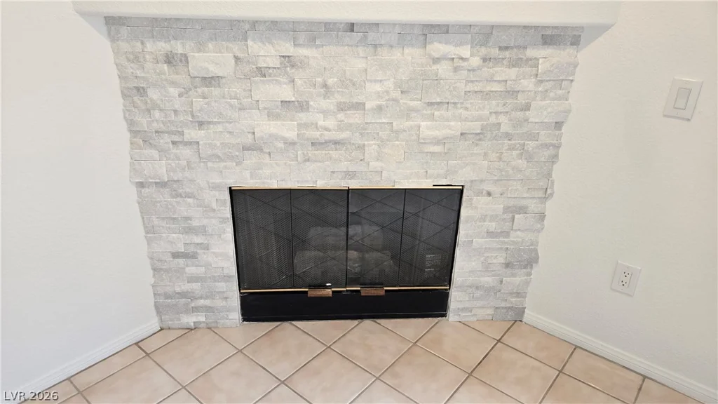 3320 Fort Apache, Las Vegas, NV 89117