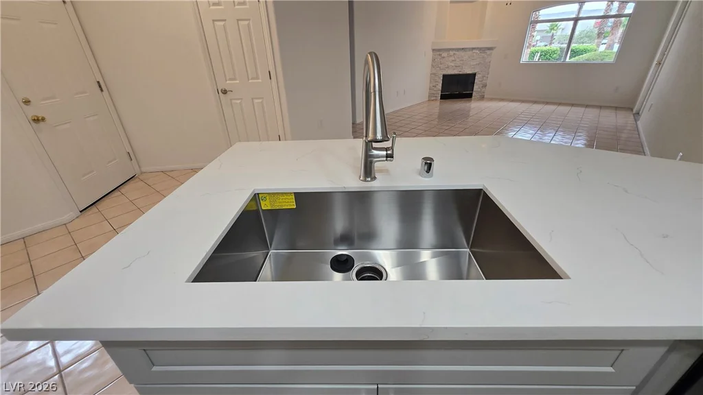 3320 Fort Apache, Las Vegas, NV 89117