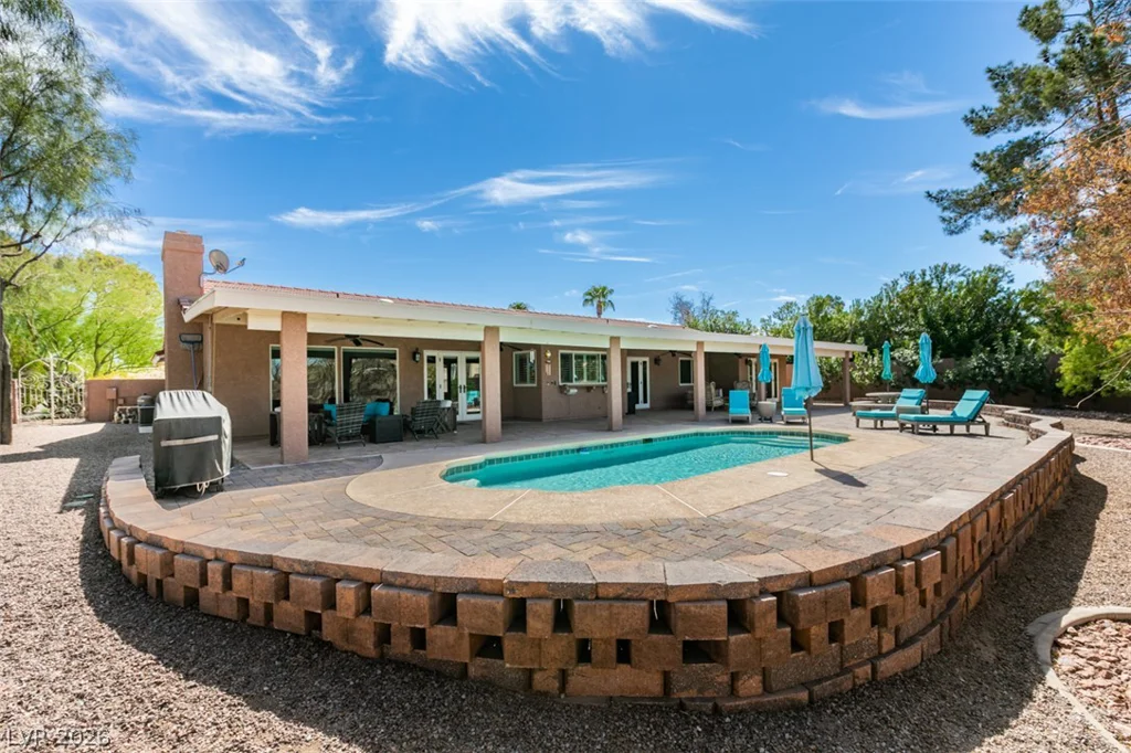 2246 Almart, Henderson, NV 89014