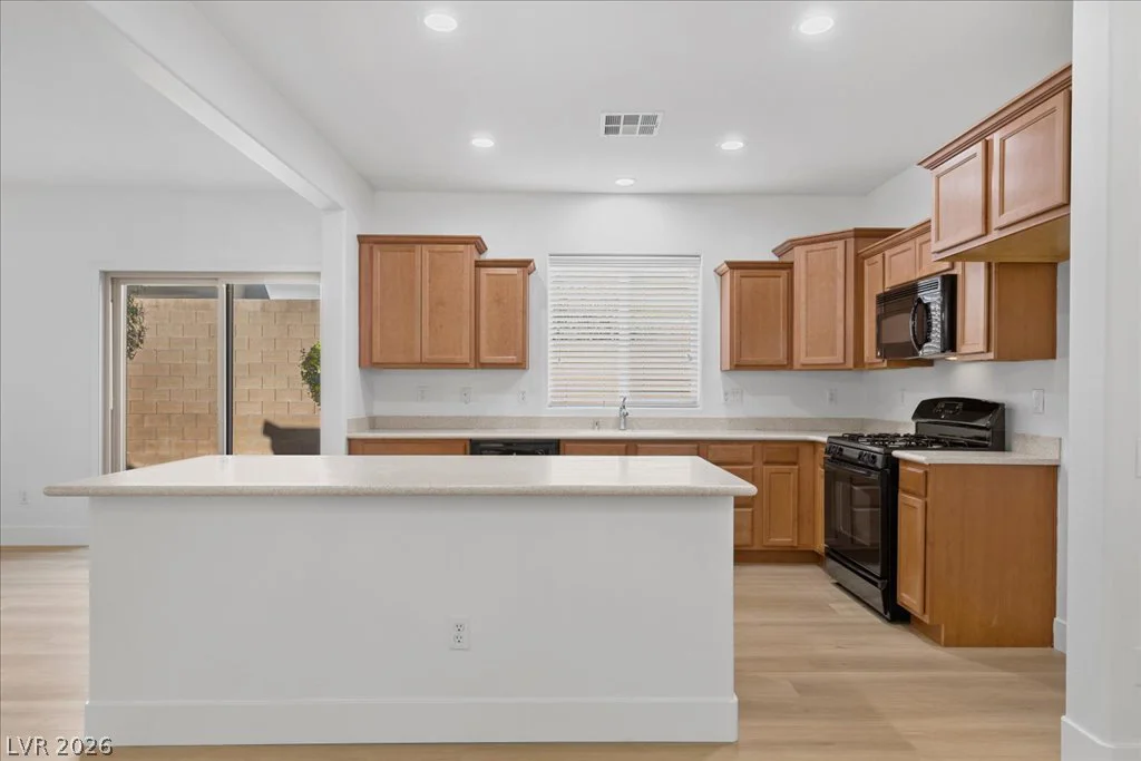 8262 Arden Landing, Las Vegas, NV 89117