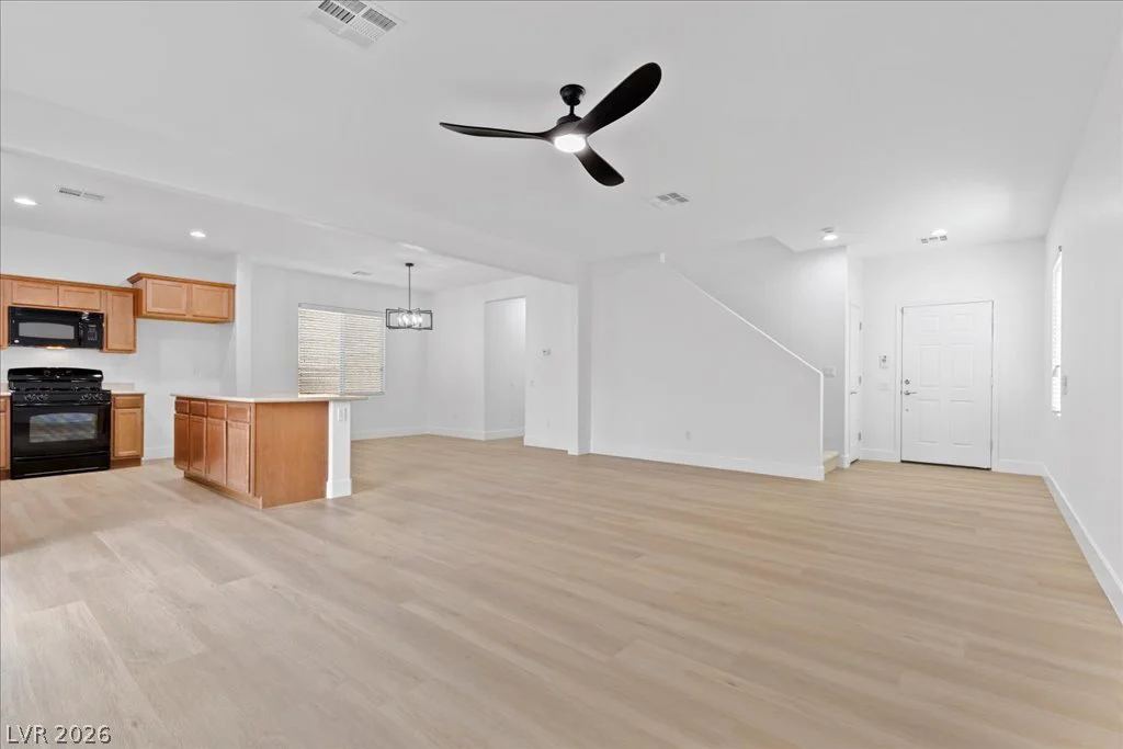 8262 Arden Landing, Las Vegas, NV 89117
