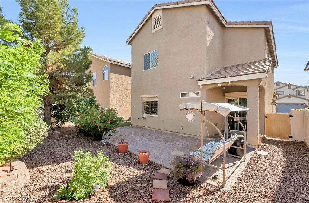 5674 Lucky Draw, Las Vegas, NV 89122