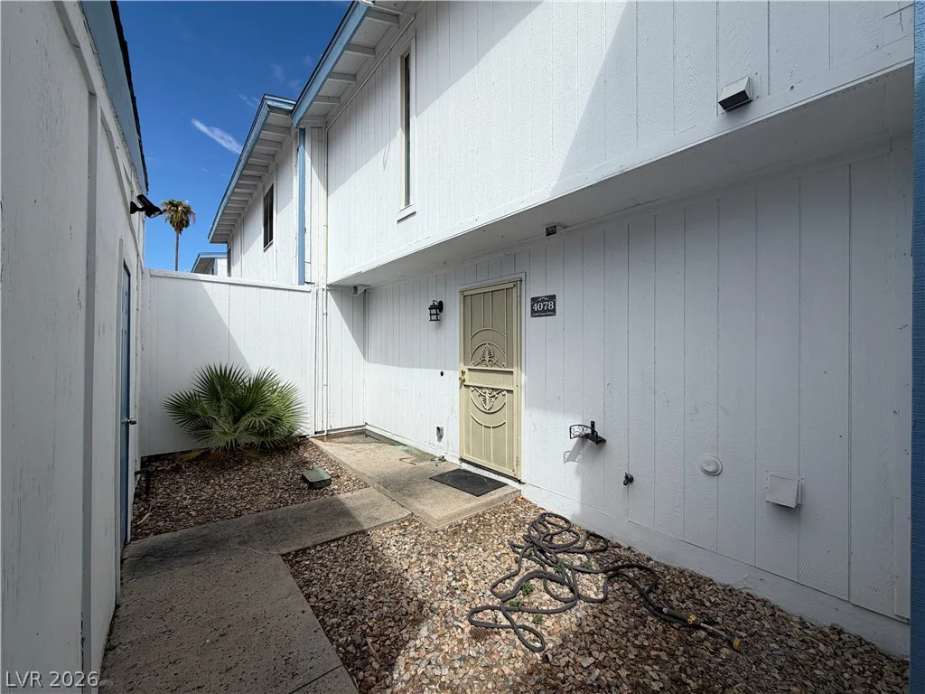 4078 Gold Coast, Las Vegas, NV 89121