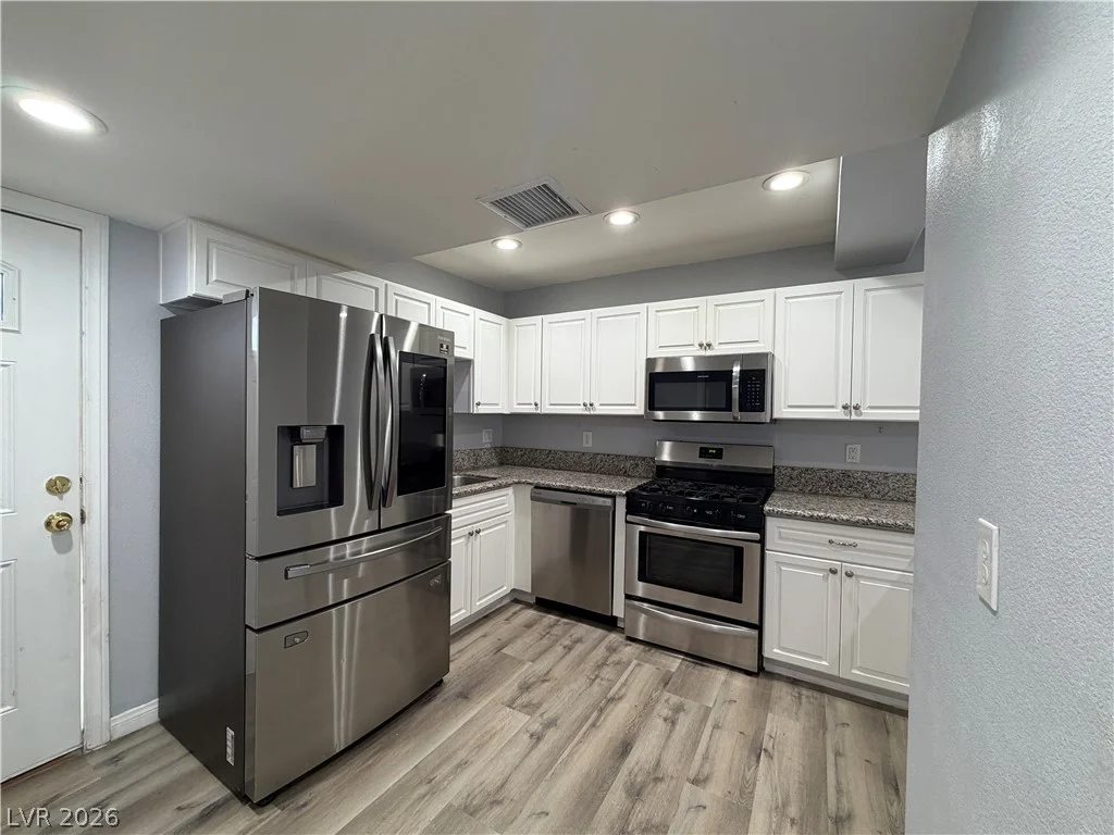 4078 Gold Coast, Las Vegas, NV 89121
