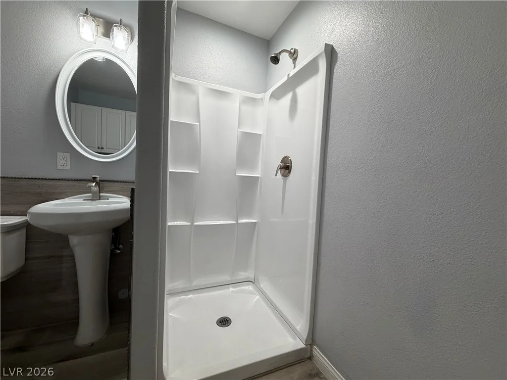 4078 Gold Coast, Las Vegas, NV 89121