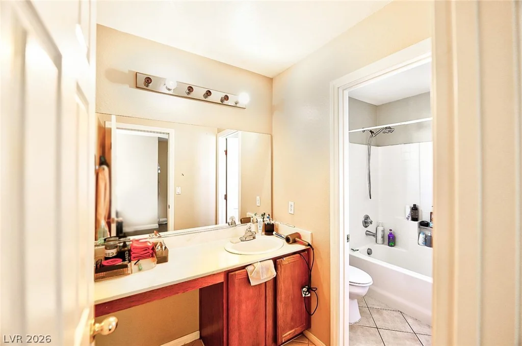5505 Prospectors Creek, Las Vegas, NV 89122