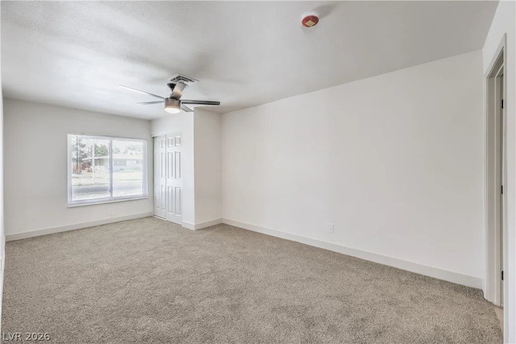 906 Baker, Las Vegas, NV 89108