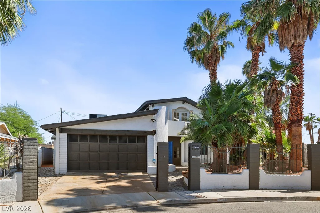 5440 Black Knight, Las Vegas, NV 89119