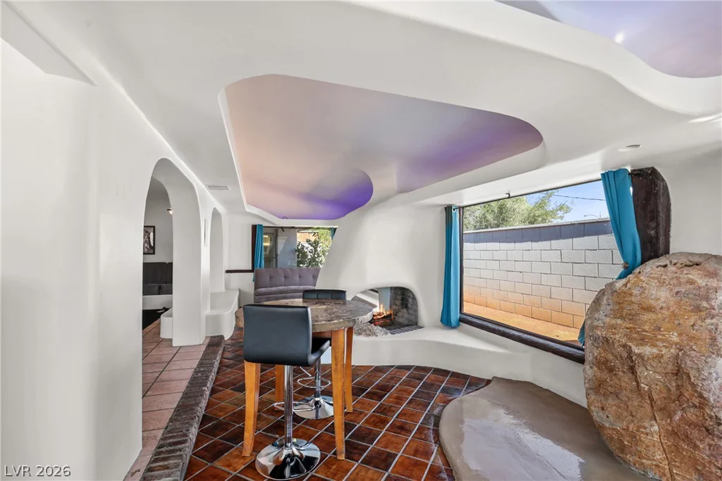 5440 Black Knight, Las Vegas, NV 89119
