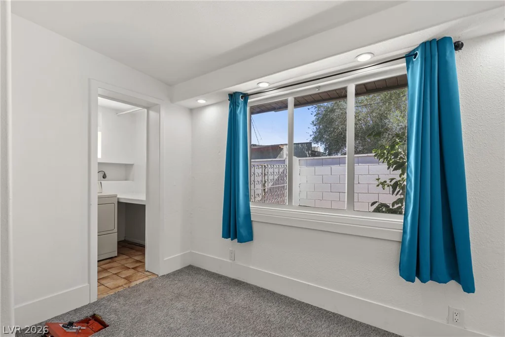 5440 Black Knight, Las Vegas, NV 89119