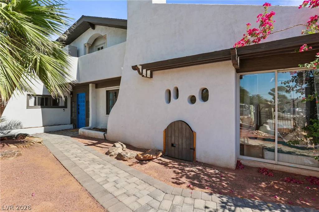 5440 Black Knight, Las Vegas, NV 89119