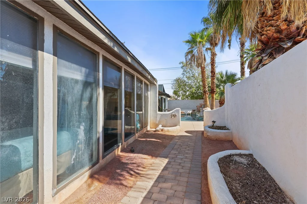 5440 Black Knight, Las Vegas, NV 89119