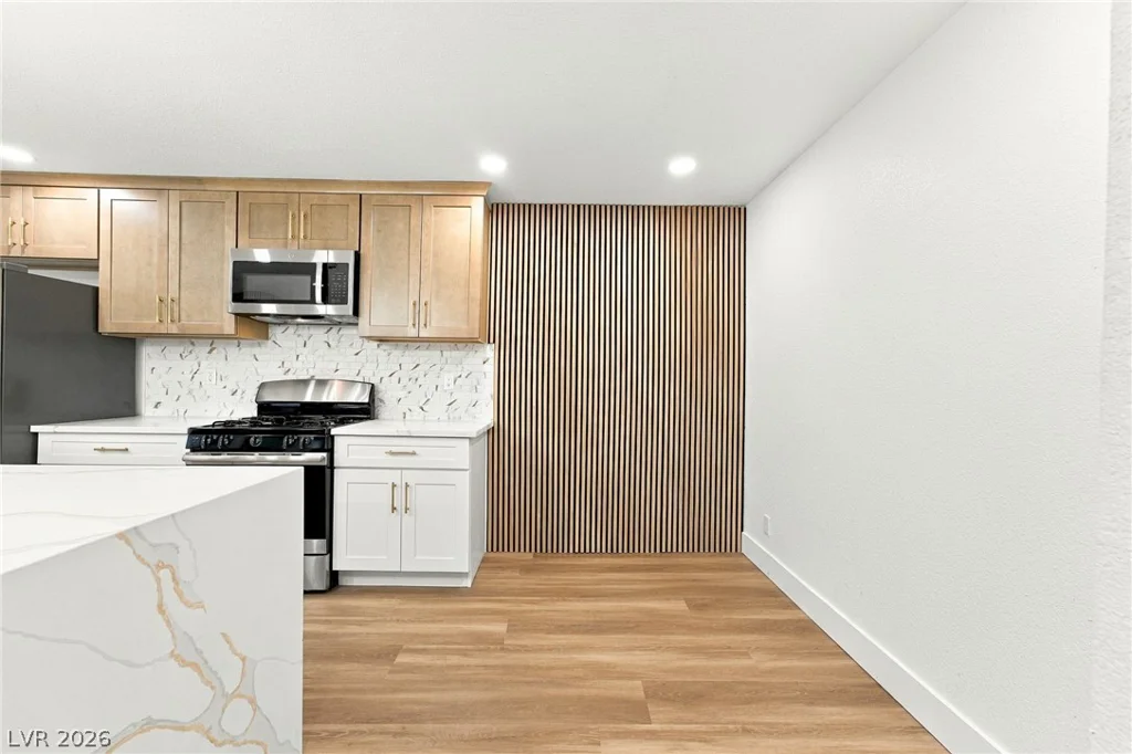 2200 Fort Apache, Las Vegas, NV 89117