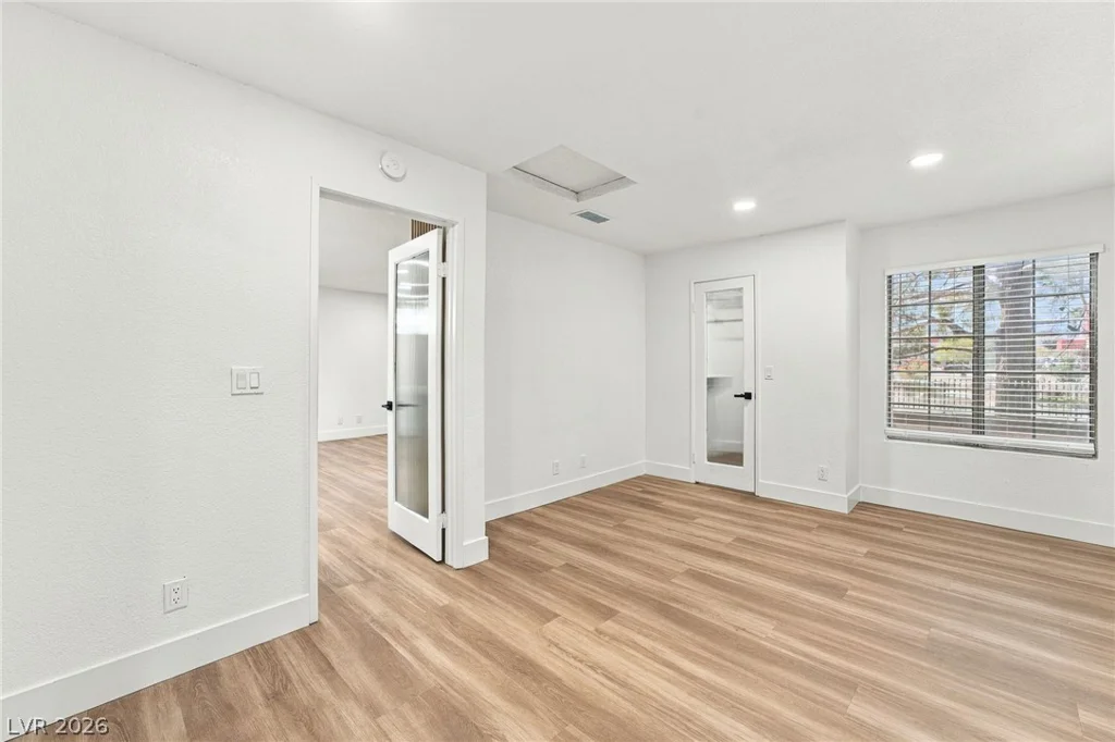 2200 Fort Apache, Las Vegas, NV 89117