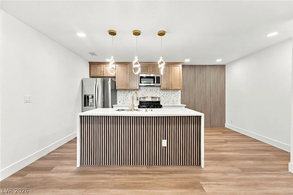 2200 Fort Apache, Las Vegas, NV 89117