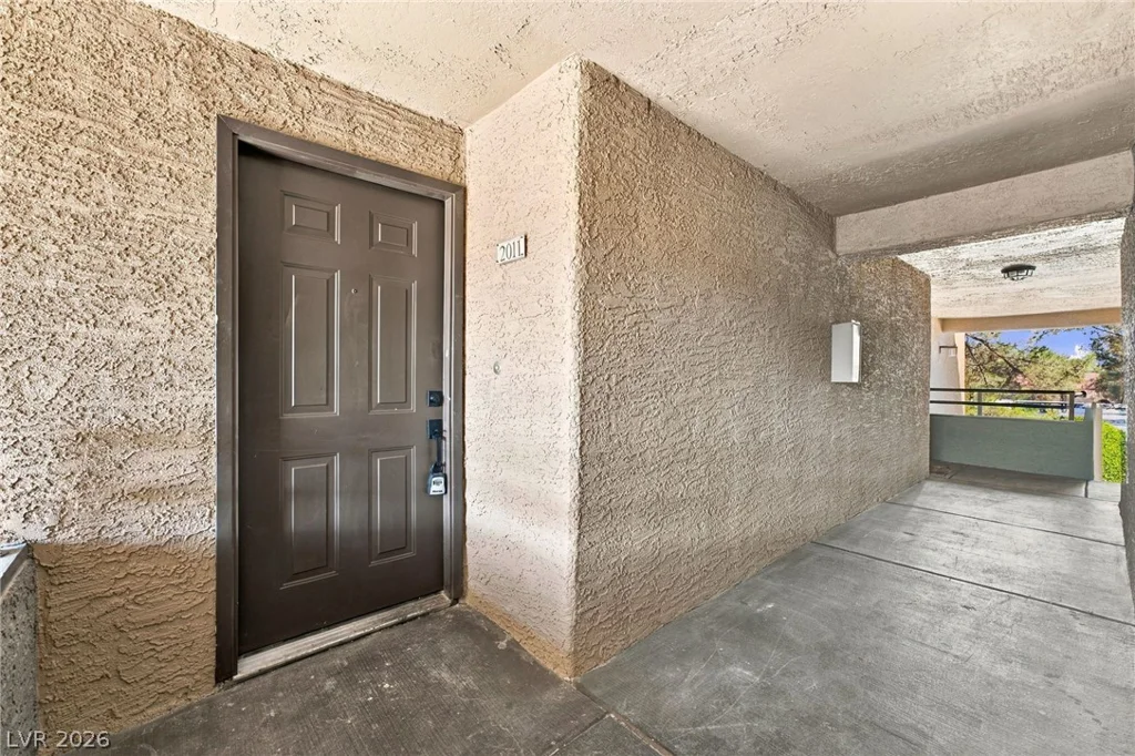 2200 Fort Apache, Las Vegas, NV 89117