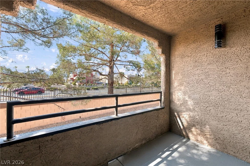 2200 Fort Apache, Las Vegas, NV 89117