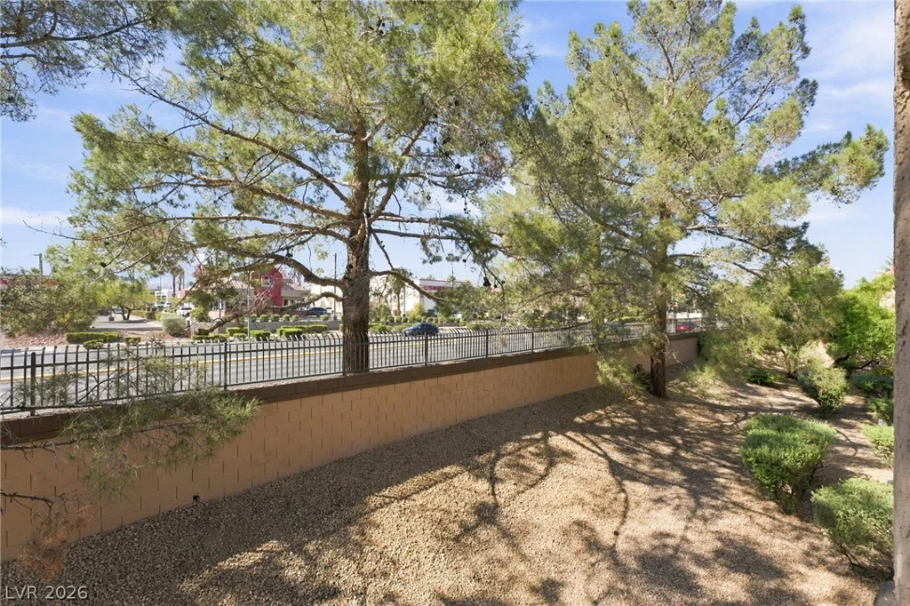 2200 Fort Apache, Las Vegas, NV 89117
