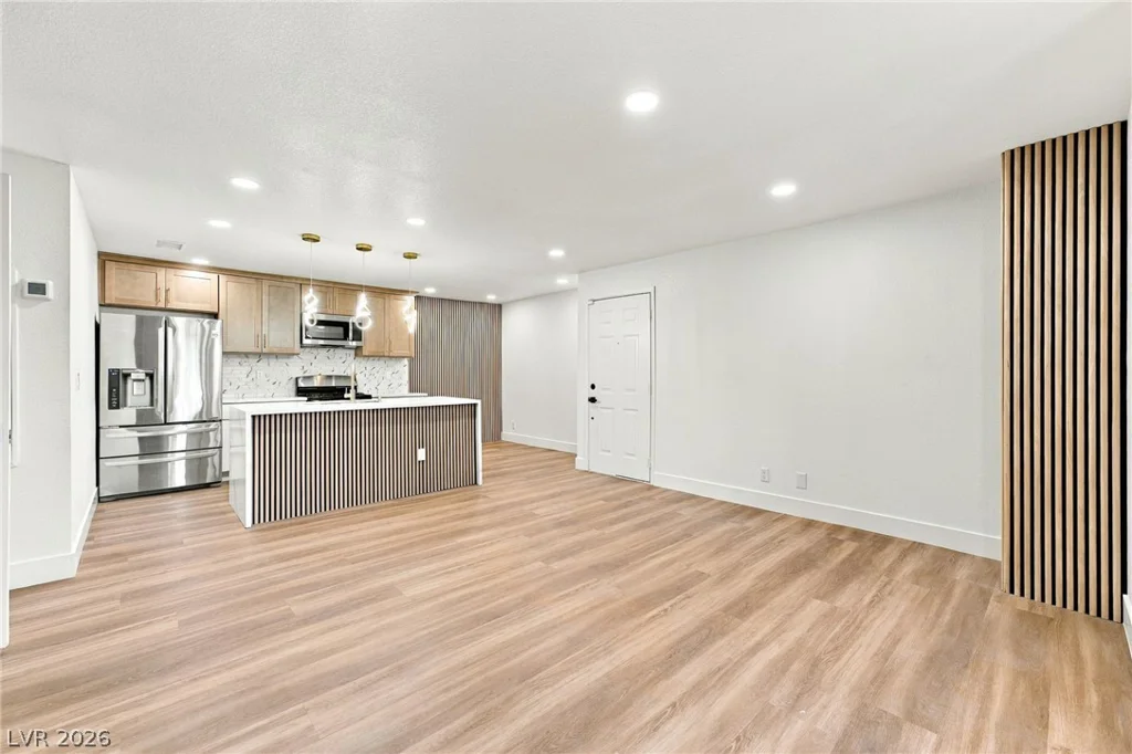 2200 Fort Apache, Las Vegas, NV 89117