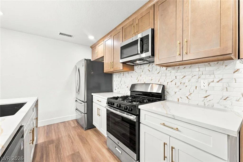 2200 Fort Apache, Las Vegas, NV 89117
