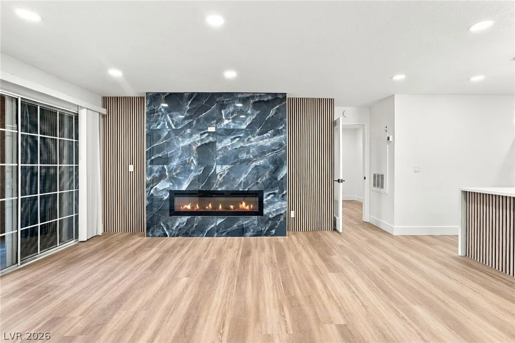 2200 Fort Apache, Las Vegas, NV 89117
