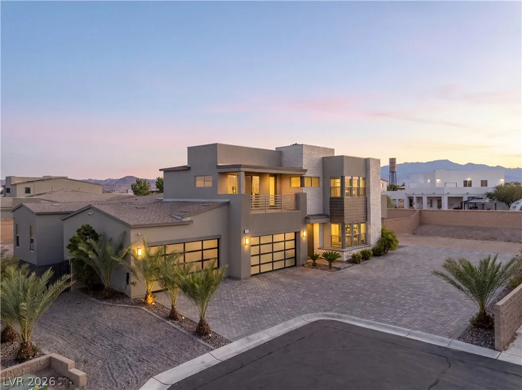 8041 Hamilton Mountain, Las Vegas, NV 89113