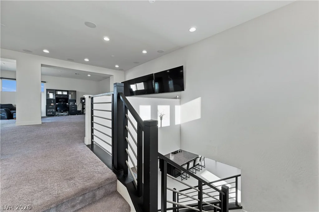 8041 Hamilton Mountain, Las Vegas, NV 89113