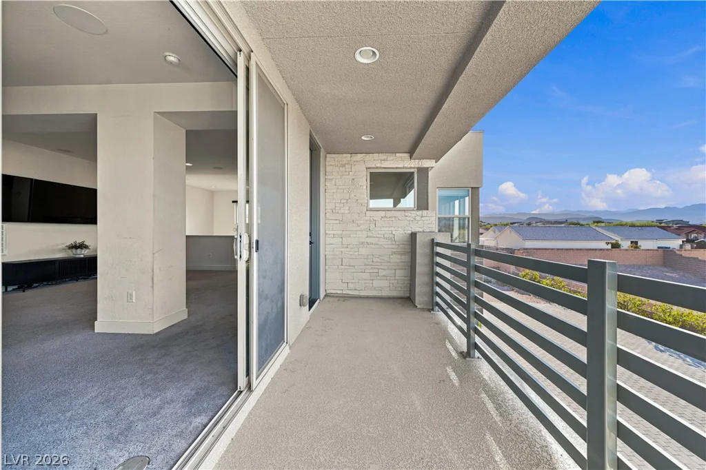 8041 Hamilton Mountain, Las Vegas, NV 89113