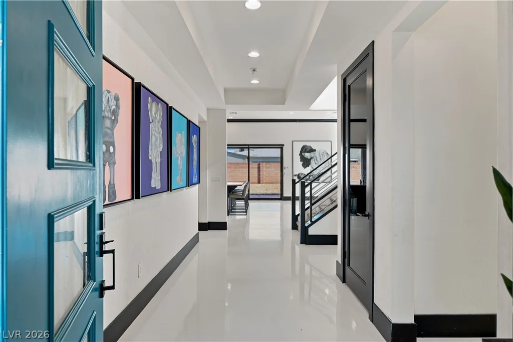 8041 Hamilton Mountain, Las Vegas, NV 89113