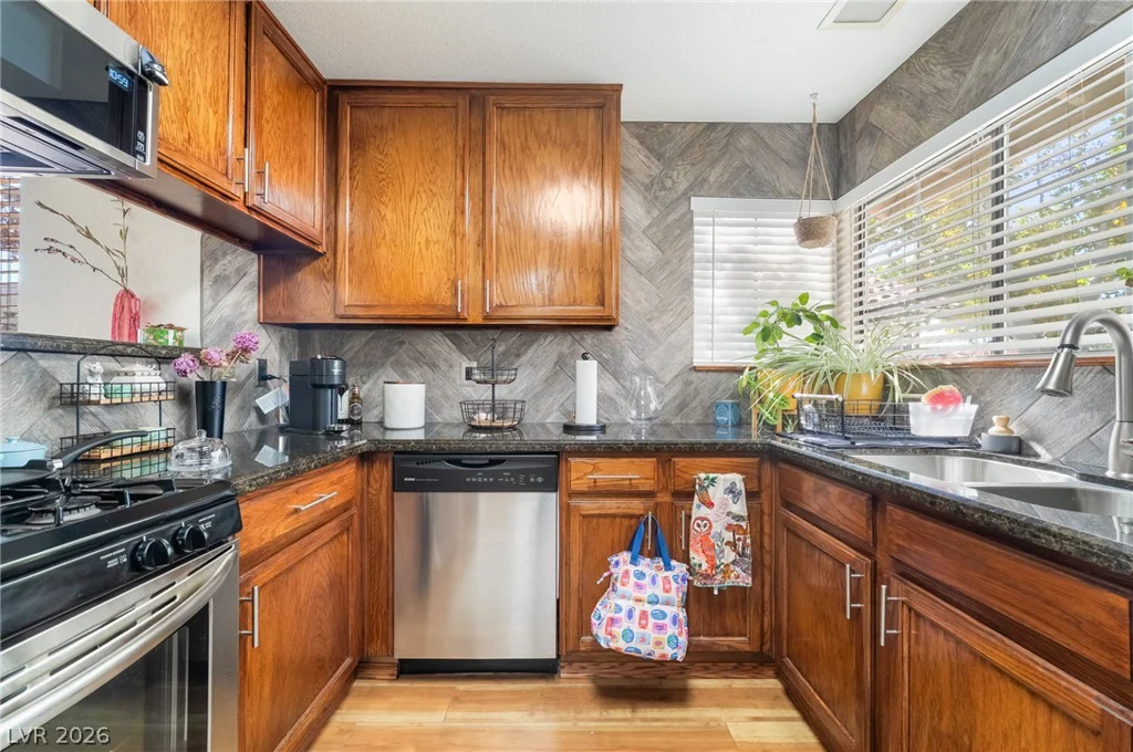 8466 Palmada, Las Vegas, NV 89123
