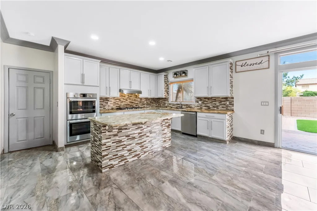 418 Finch Ridge, North Las Vegas, NV 89032