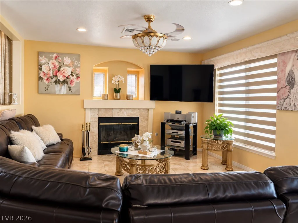 3925 Lilac Haze, Las Vegas, NV 89147