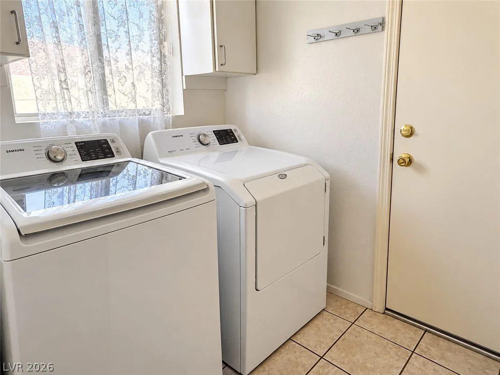 3925 Lilac Haze, Las Vegas, NV 89147