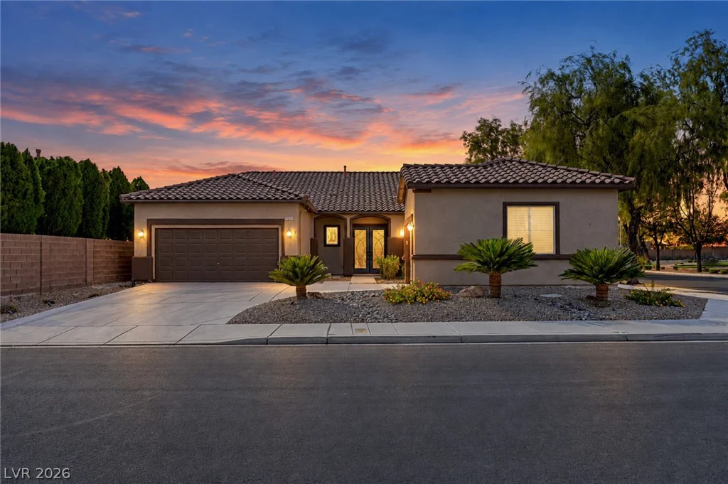 7871 Horse Bridle, Las Vegas, NV 89131
