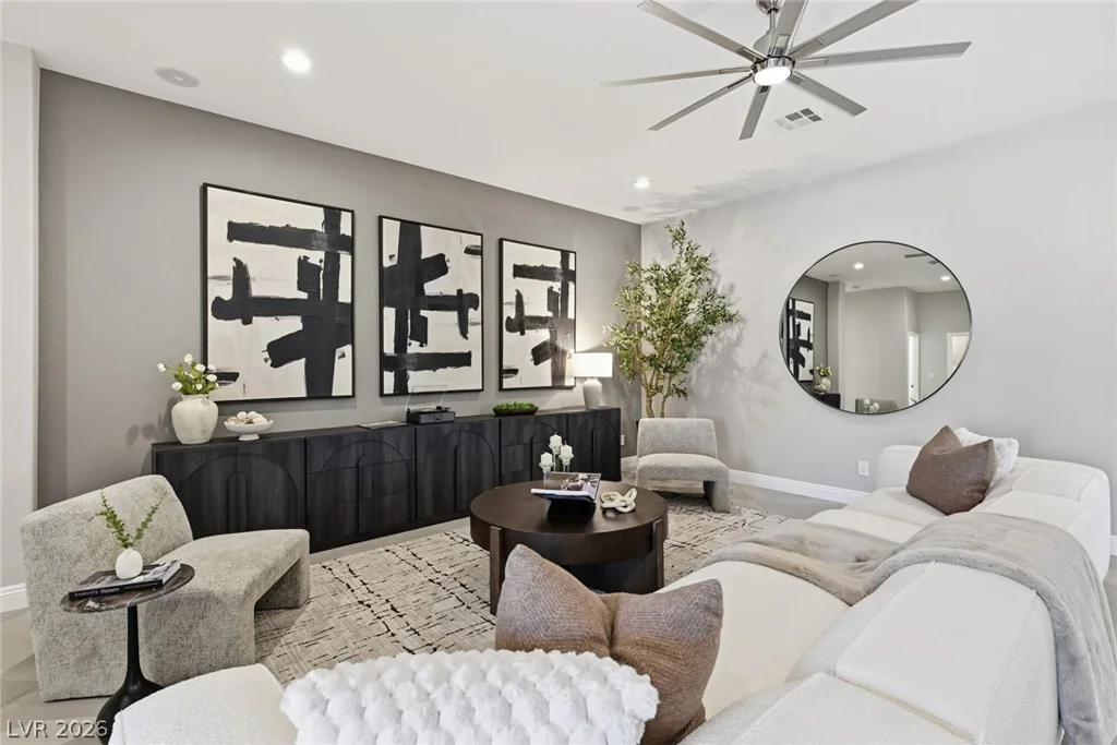 7871 Horse Bridle, Las Vegas, NV 89131