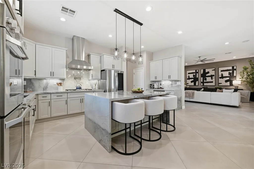 7871 Horse Bridle, Las Vegas, NV 89131
