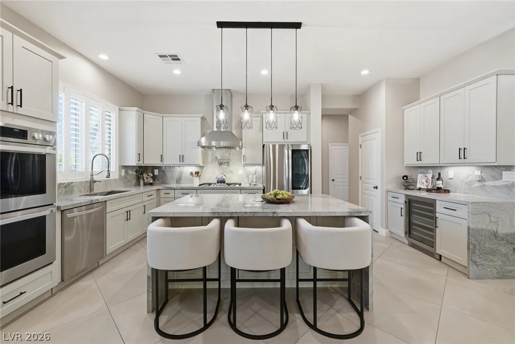 7871 Horse Bridle, Las Vegas, NV 89131