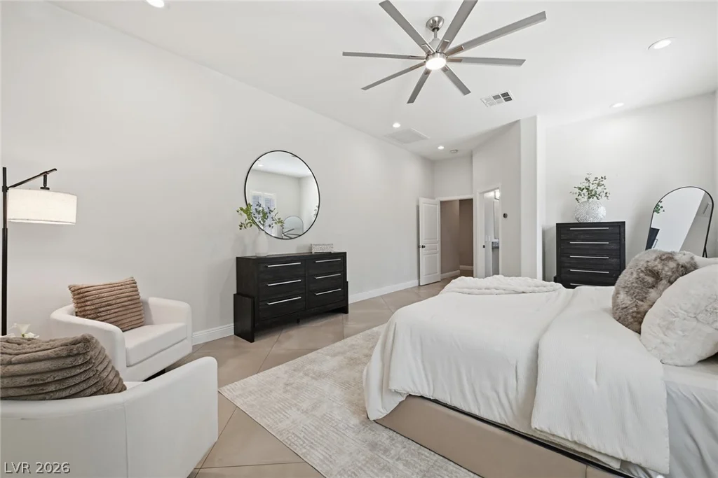 7871 Horse Bridle, Las Vegas, NV 89131