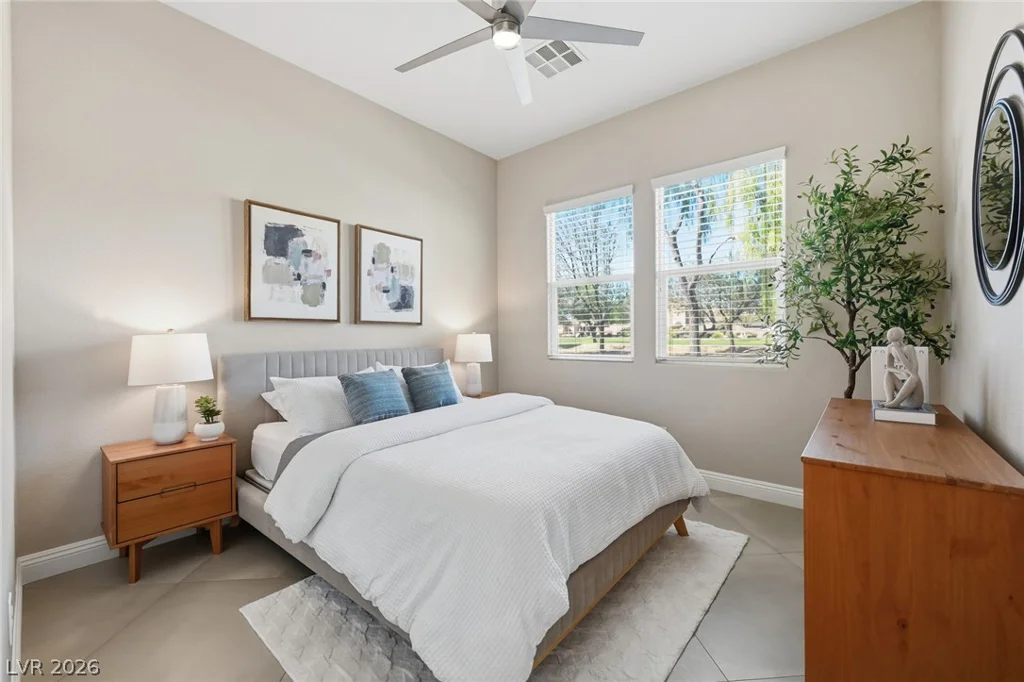 7871 Horse Bridle, Las Vegas, NV 89131