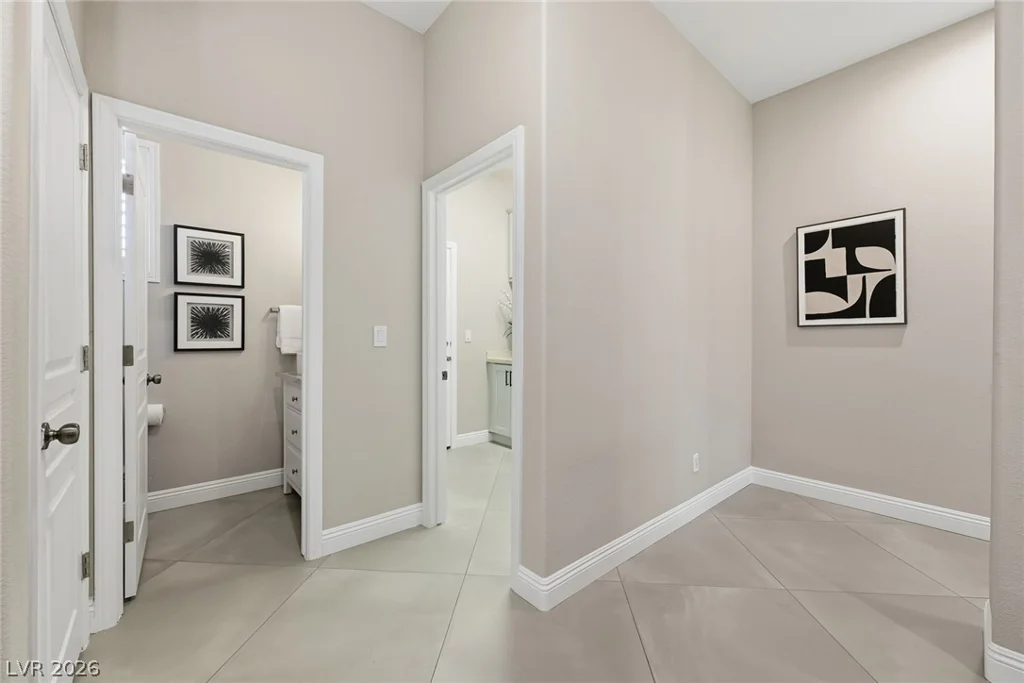 7871 Horse Bridle, Las Vegas, NV 89131