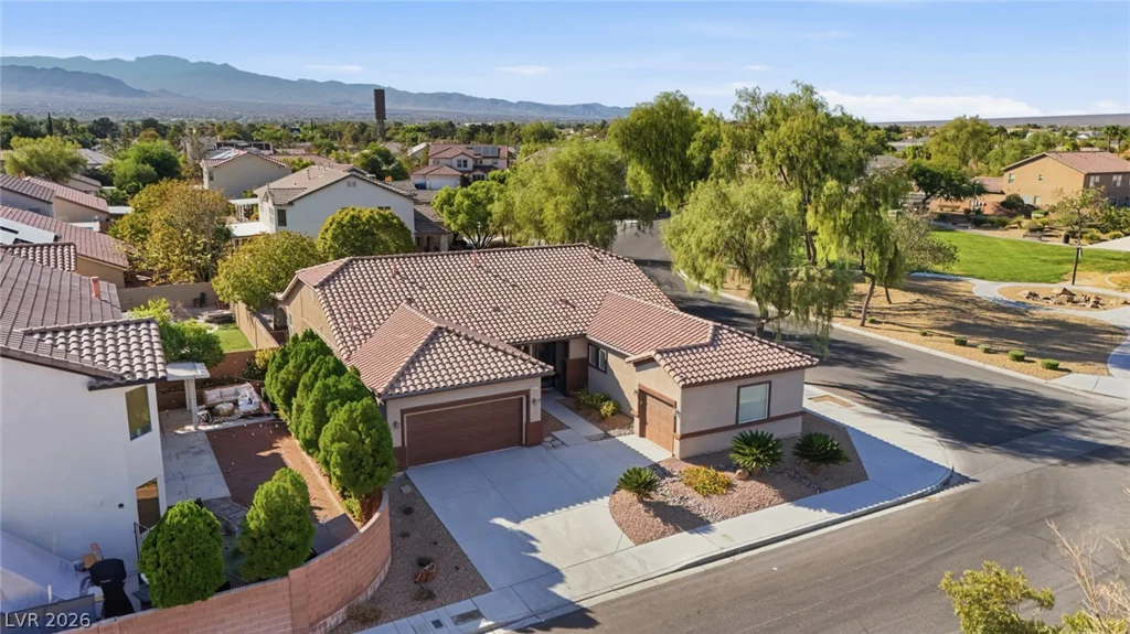 7871 Horse Bridle, Las Vegas, NV 89131