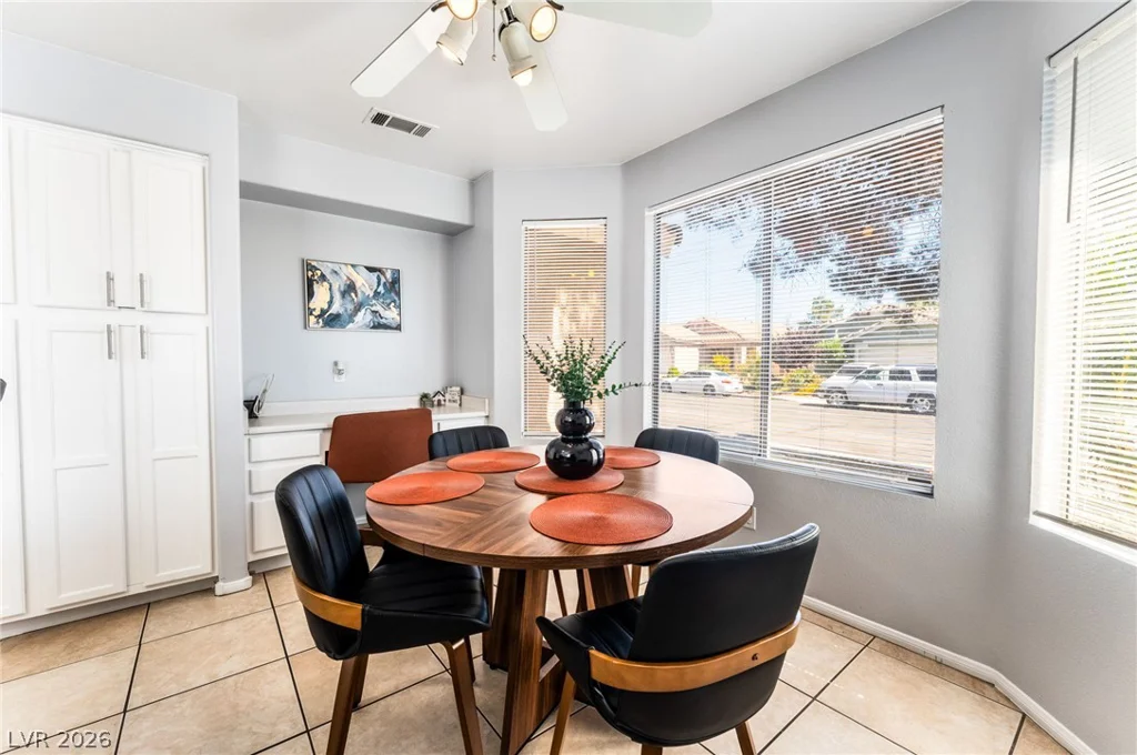 4605 Possum Berry, North Las Vegas, NV 89081
