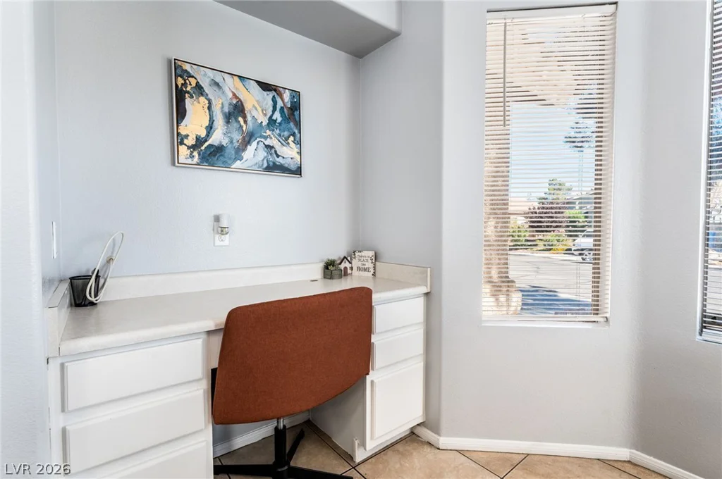 4605 Possum Berry, North Las Vegas, NV 89081