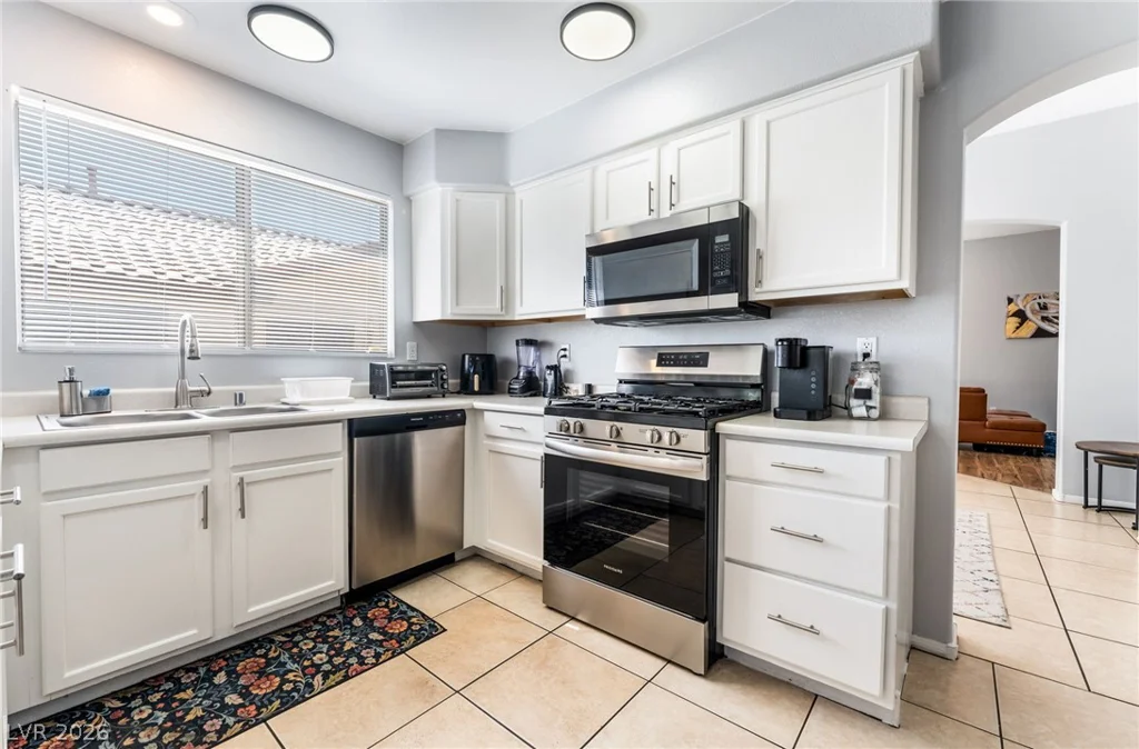 4605 Possum Berry, North Las Vegas, NV 89081