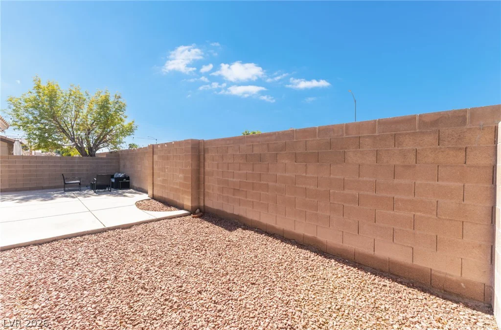 4605 Possum Berry, North Las Vegas, NV 89081