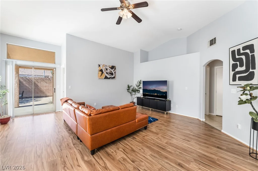 4605 Possum Berry, North Las Vegas, NV 89081