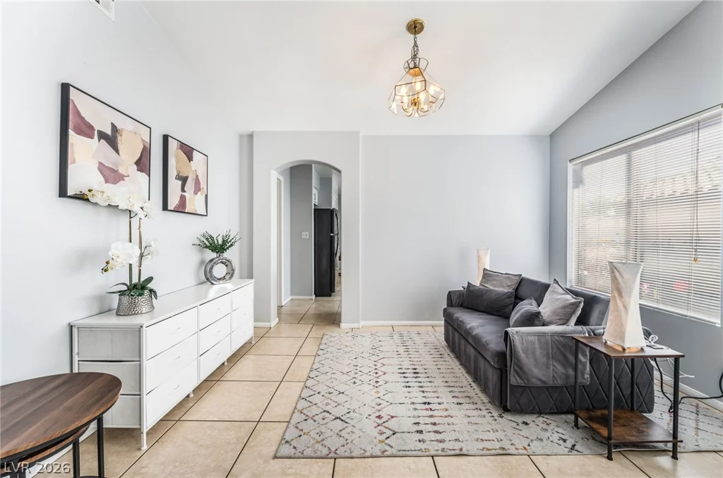 4605 Possum Berry, North Las Vegas, NV 89081
