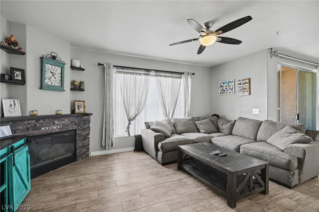7151 Durango, Las Vegas, NV 89113