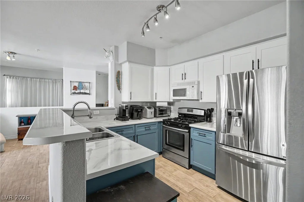 7151 Durango, Las Vegas, NV 89113