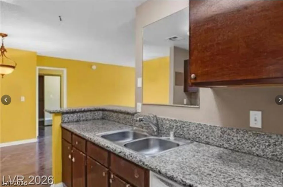 2200 Fort Apache, Las Vegas, NV 89117